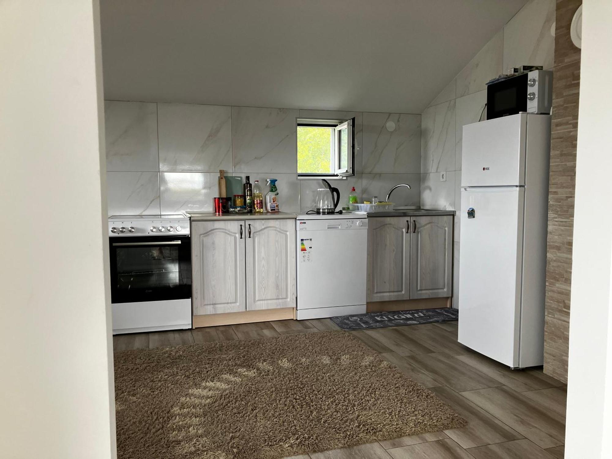 Cozy, Fully Equipped, Free Parking&Wifi, Quiet, 2Bd Apartment Podgoriţa Exterior foto