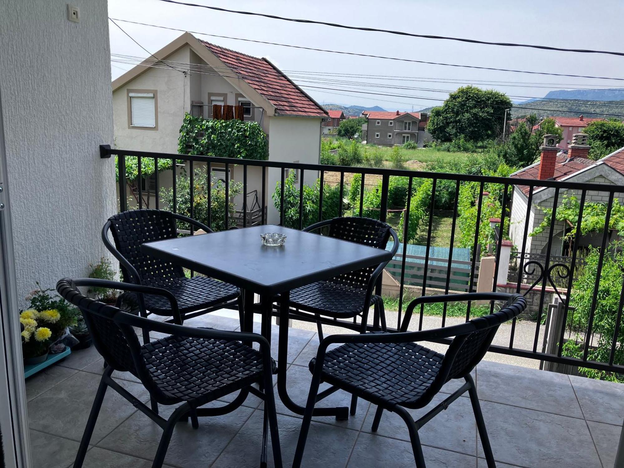 Cozy, Fully Equipped, Free Parking&Wifi, Quiet, 2Bd Apartment Podgoriţa Exterior foto