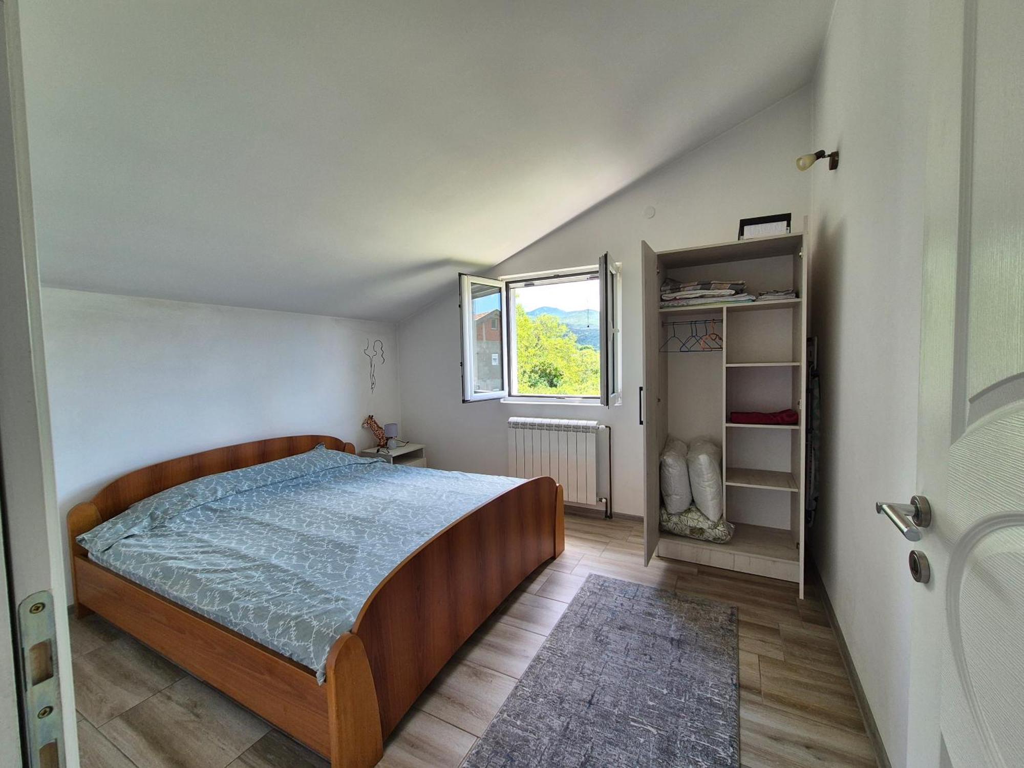 Cozy, Fully Equipped, Free Parking&Wifi, Quiet, 2Bd Apartment Podgoriţa Exterior foto